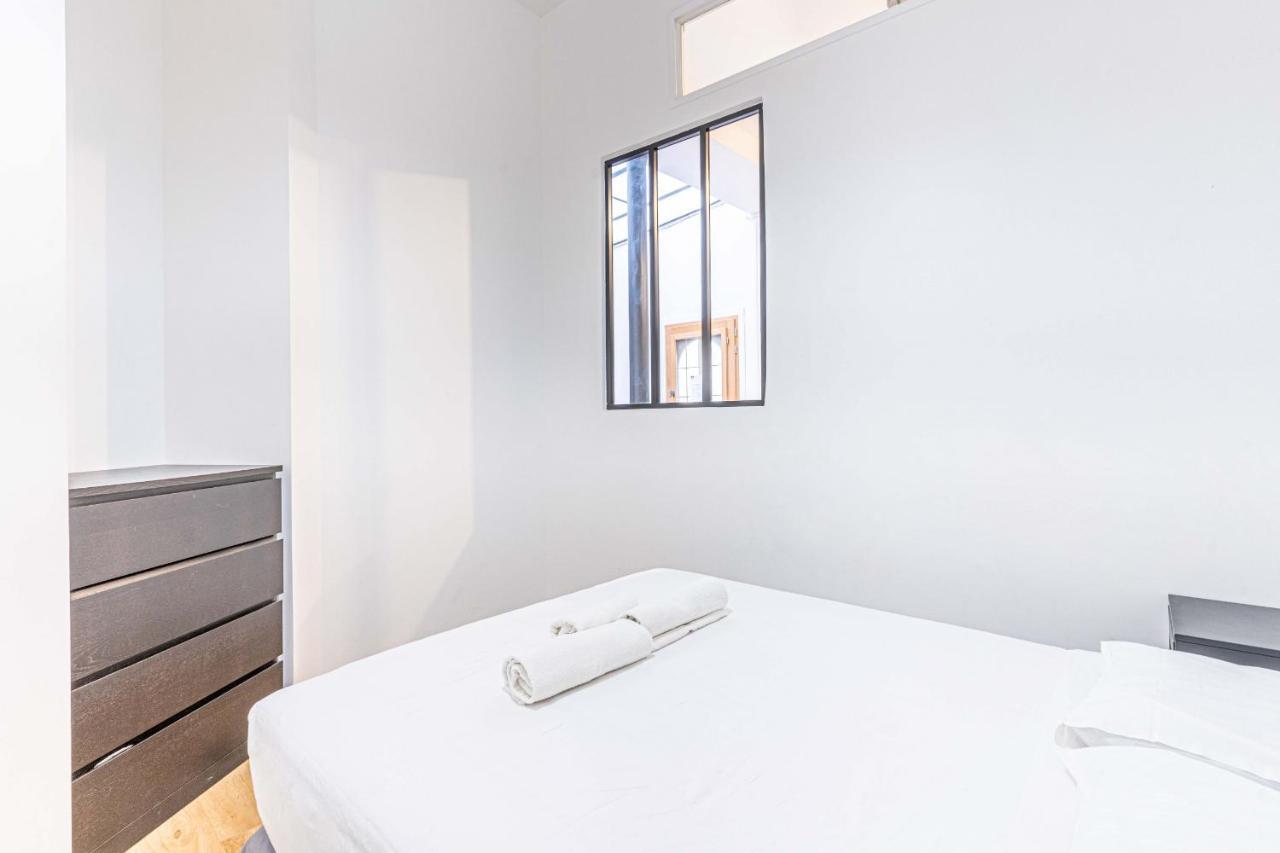 08 Design Flat Republique Apartment Paris Exterior photo