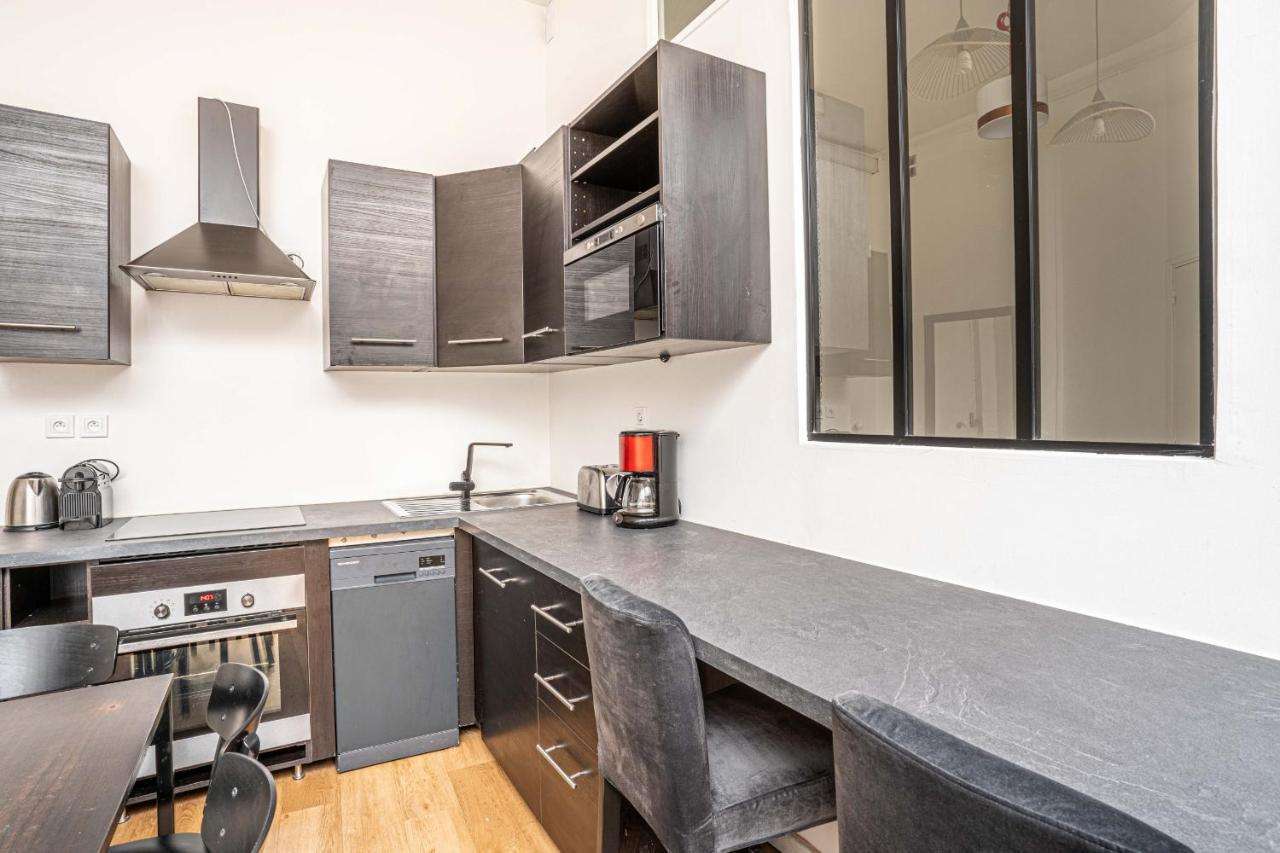 08 Design Flat Republique Apartment Paris Exterior photo